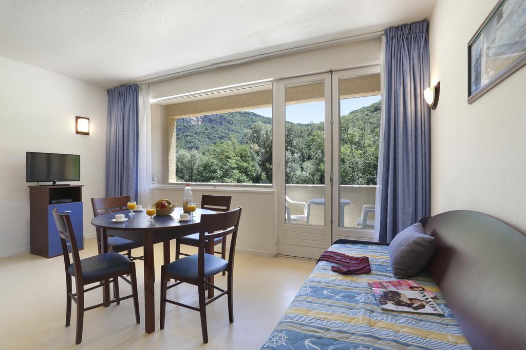 Vacanceole - Le Domaine De Chames - Pont D'Arc Vallon-Pont-dʼArc Oda fotoğraf