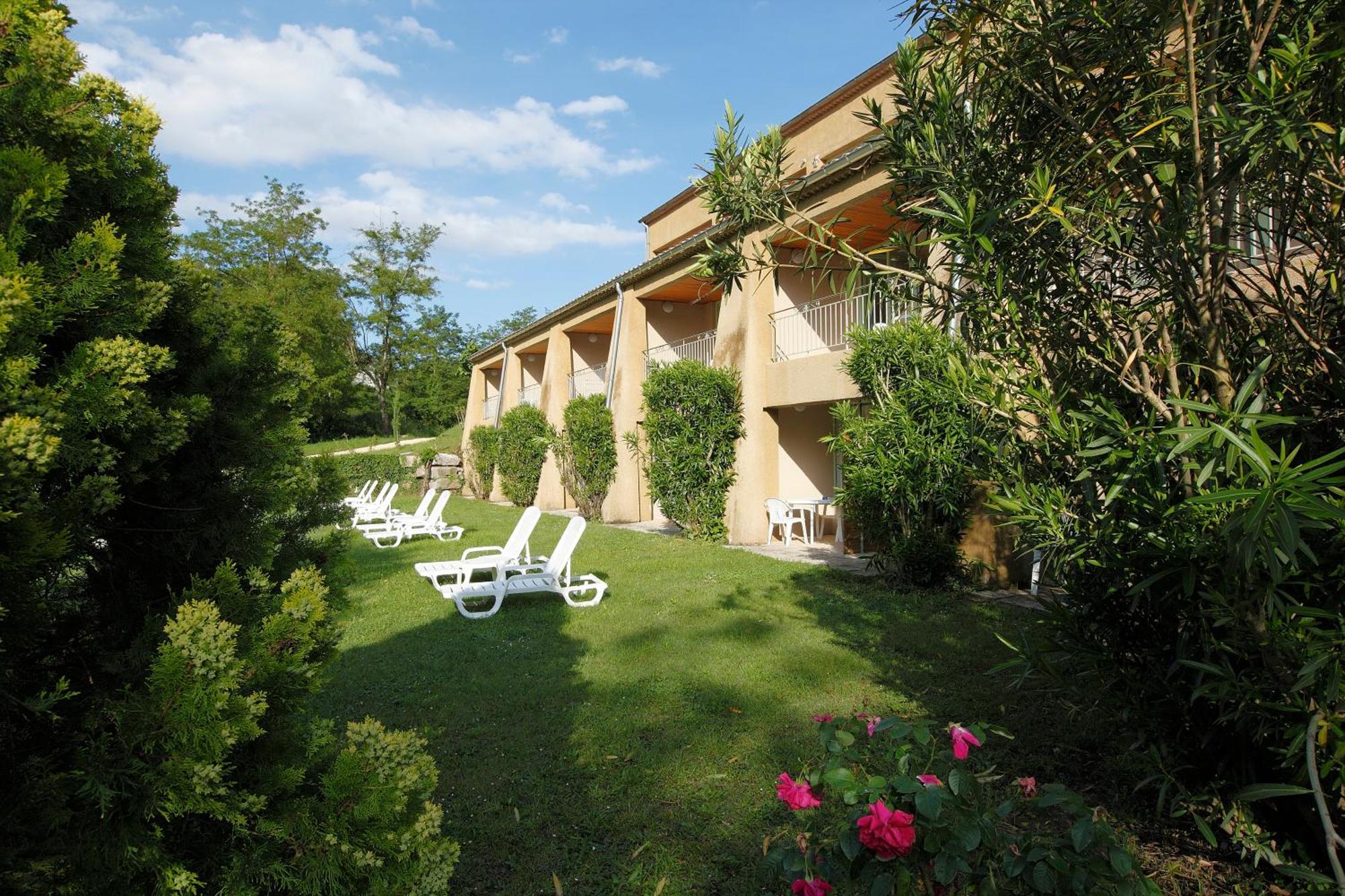 Vacanceole - Le Domaine De Chames - Pont D'Arc Vallon-Pont-dʼArc Dış mekan fotoğraf