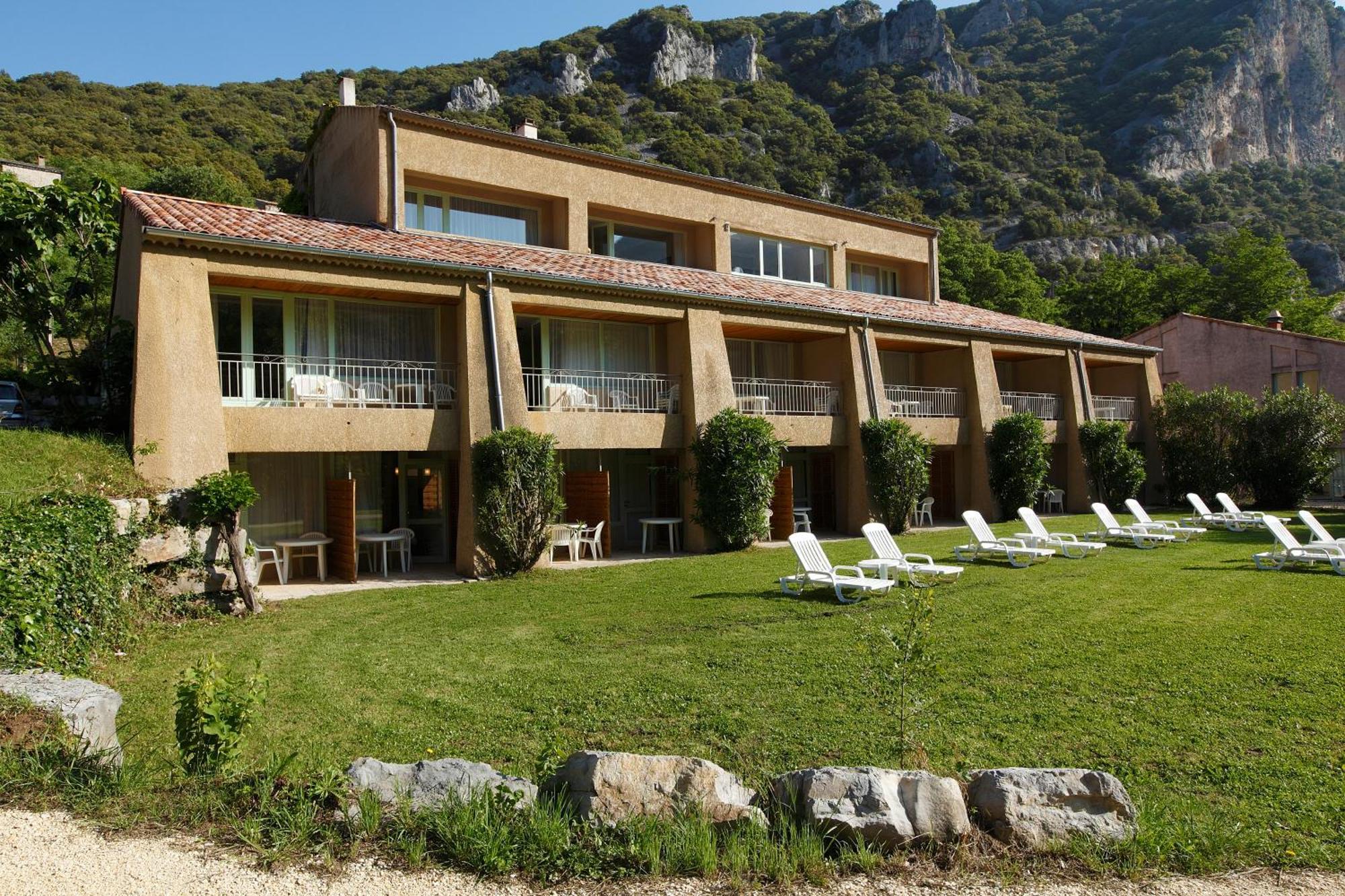Vacanceole - Le Domaine De Chames - Pont D'Arc Vallon-Pont-dʼArc Dış mekan fotoğraf