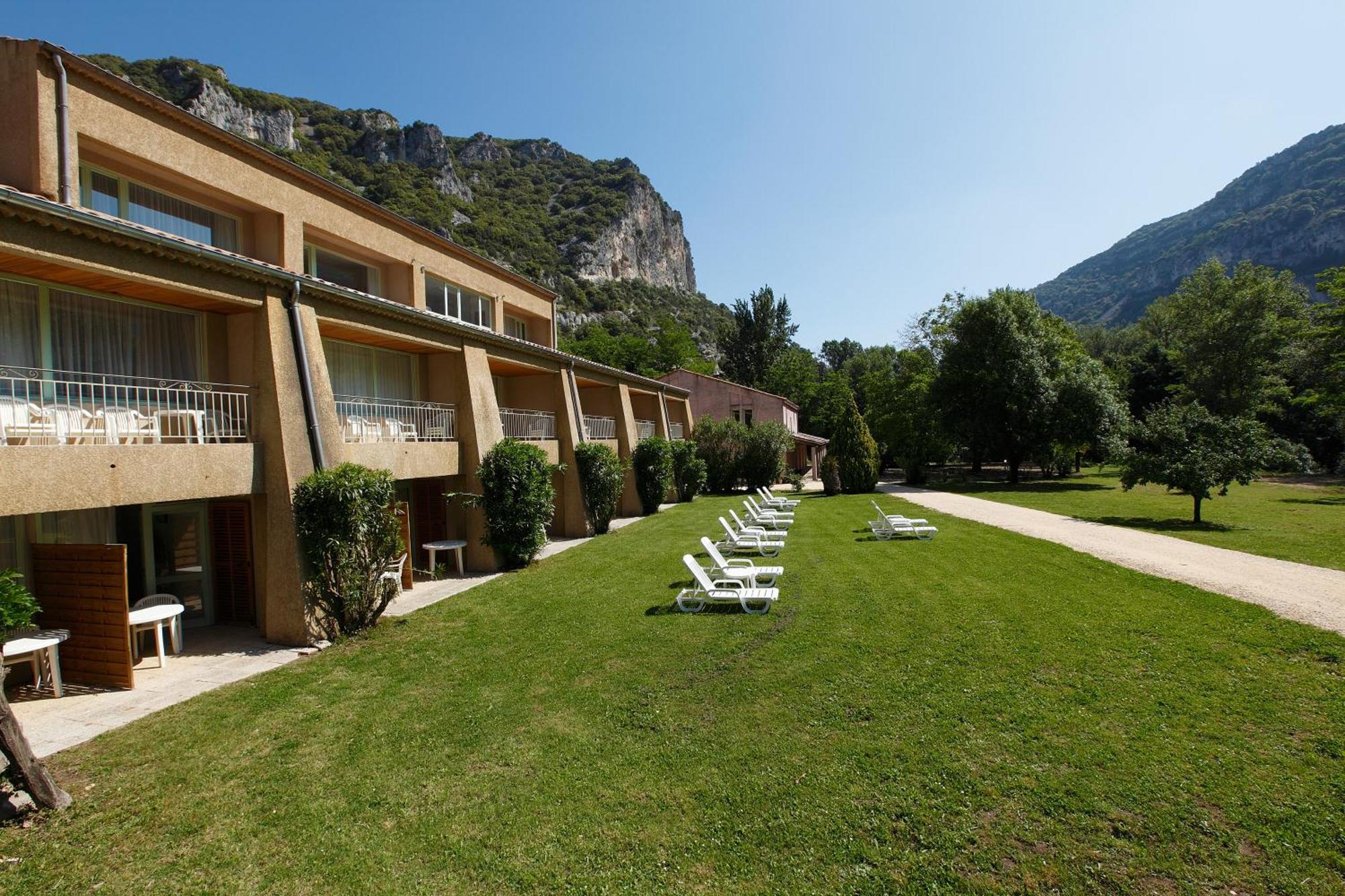 Vacanceole - Le Domaine De Chames - Pont D'Arc Vallon-Pont-dʼArc Dış mekan fotoğraf
