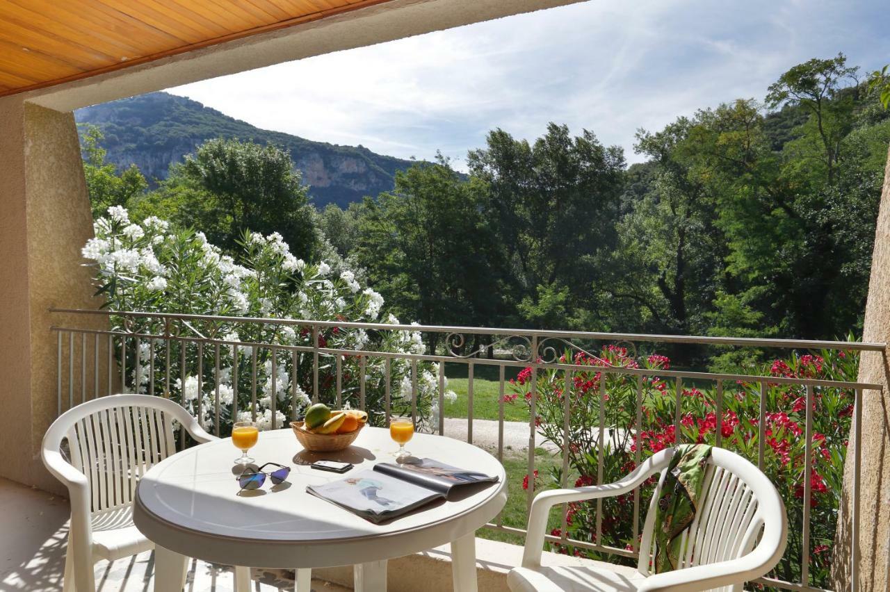 Vacanceole - Le Domaine De Chames - Pont D'Arc Vallon-Pont-dʼArc Dış mekan fotoğraf